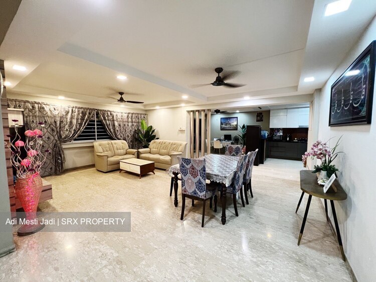 Jurong West Street 71 thumbnail photo